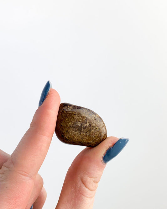 Pedra Bronzita Rolada 8 a 19 gramas