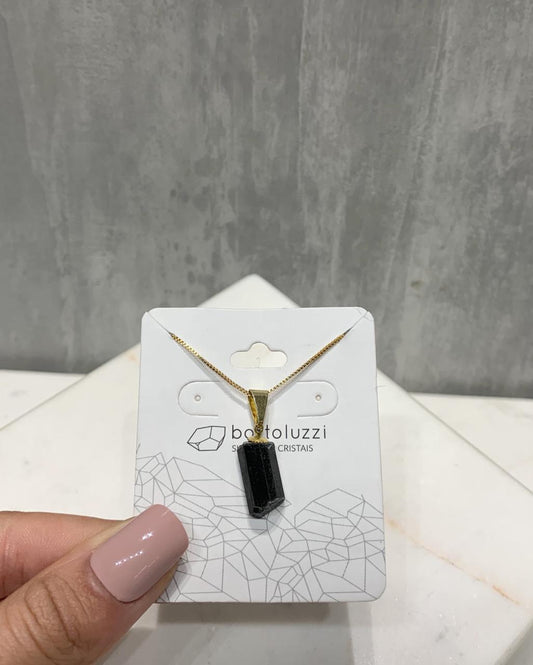 Pingente Turmalina negra com pino banho ouro