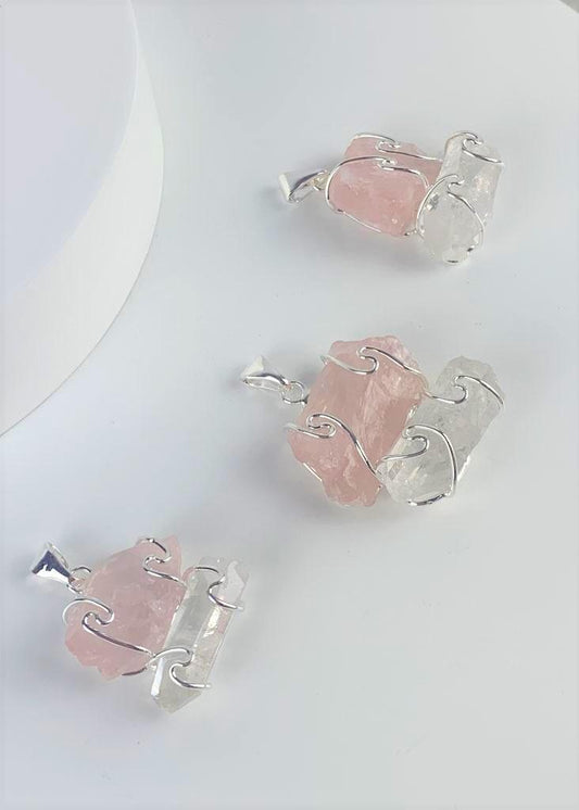 Pingente duo Cristal com Quartzo rosa bruto banho prata