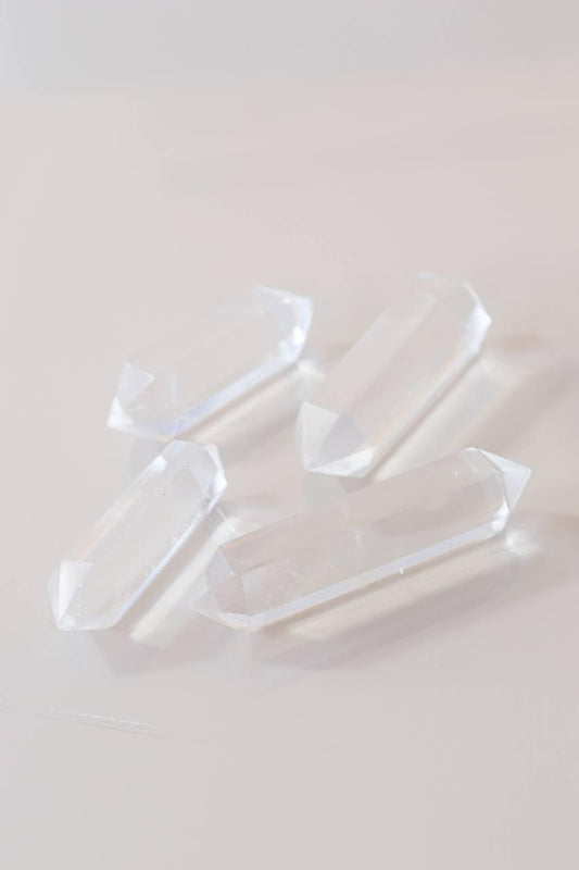 Ponta Polida Quartzo de Cristal 18 a 30 Gramas Aprox.