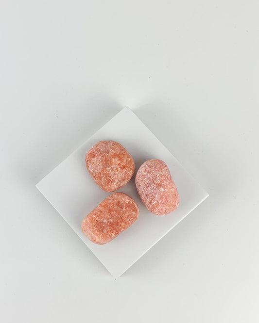 Pedra Calcita Laranja Rolada 22 a 29 gramas