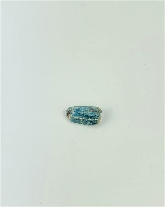 Pedra Cianita Azul Rolada 8 a 15 gramas