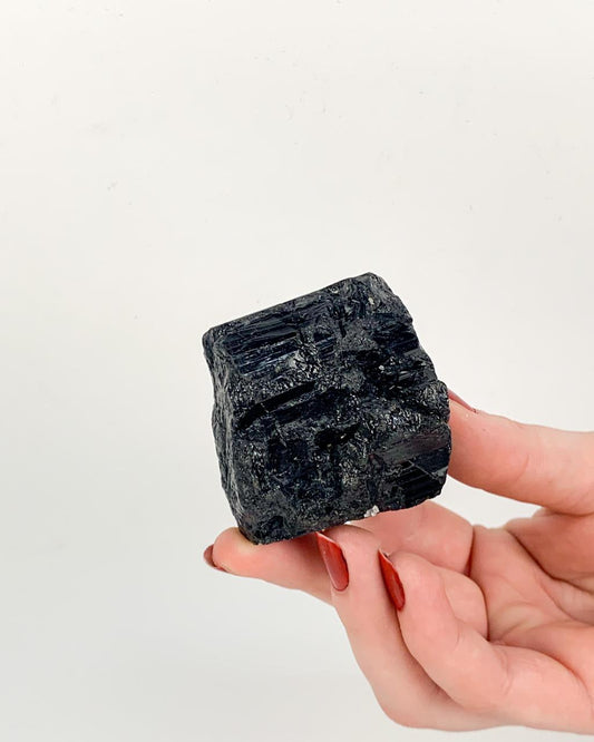 Pedra Turmalina Preta Bruta 214 a 310 gramas aprox.