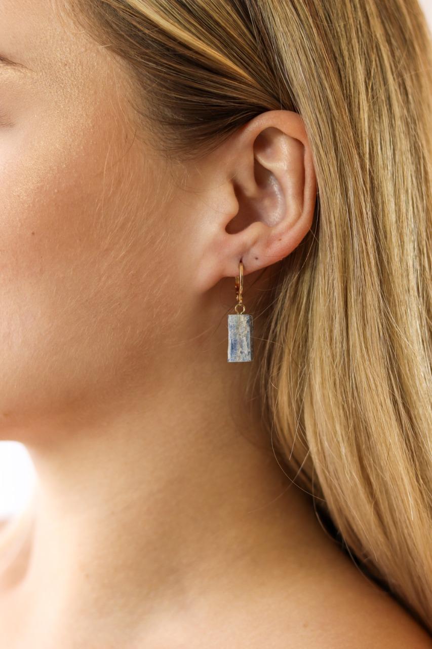 Brinco Piercing Argola Cianita Azul bruta Banho Ouro