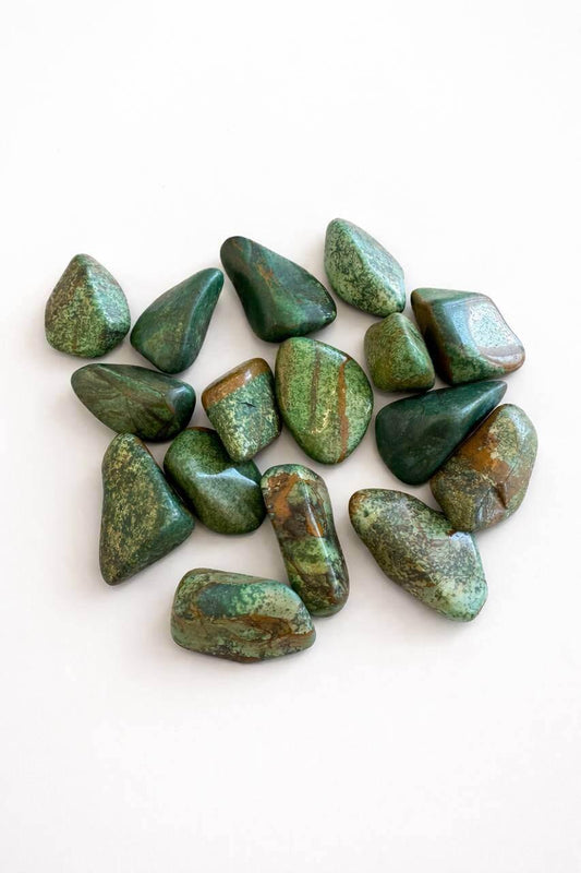 Pedra Jaspe Picture Verde Rolado 10 a 13 gramas