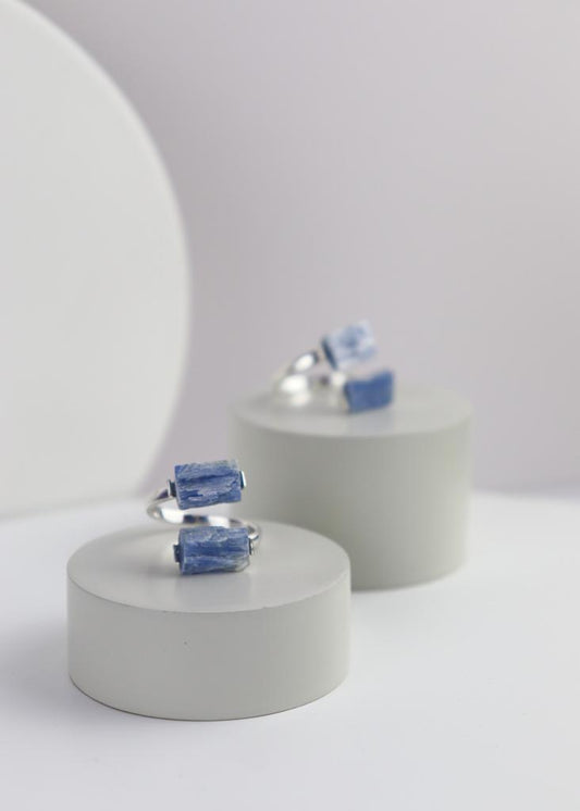Anel Duo Cianita Azul Ajustável Banho Prata