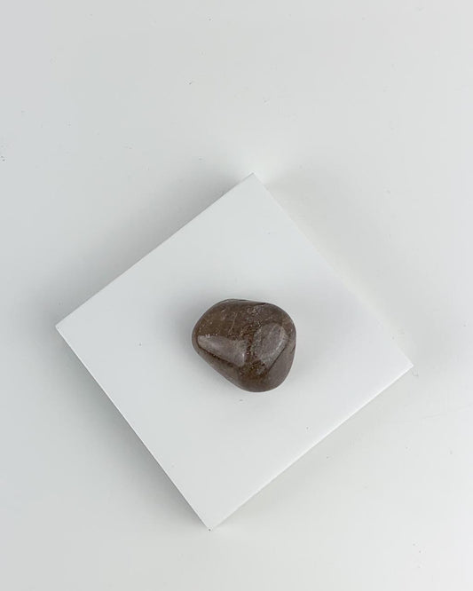 Pedra Quartzo Fumê rolado 20 a 28 gramas