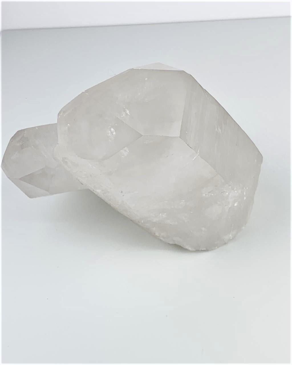 Ponta Cristal de Quartzo Bruto 2,9 Kg aproximadamente
