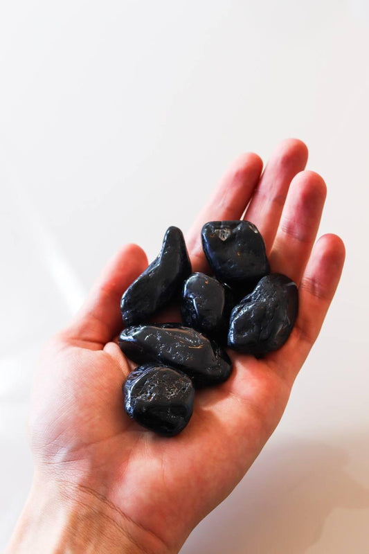 Pedra Turmalina Negra Rolada 30 a 39 gramas