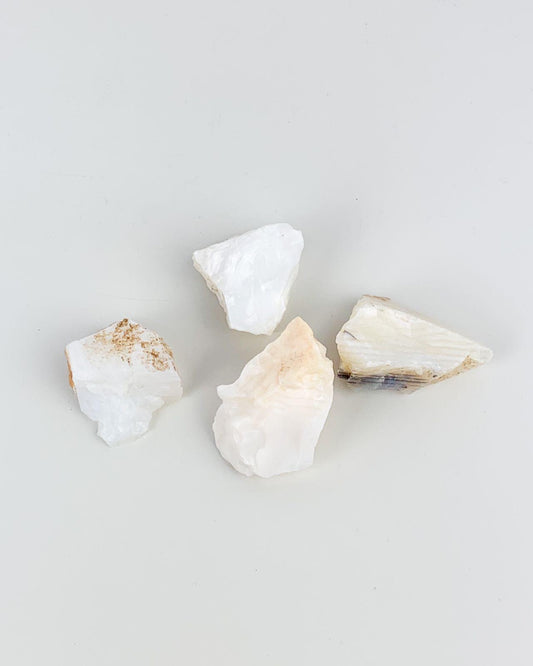Pedra Opala branco bruto 29 a 35 gramas