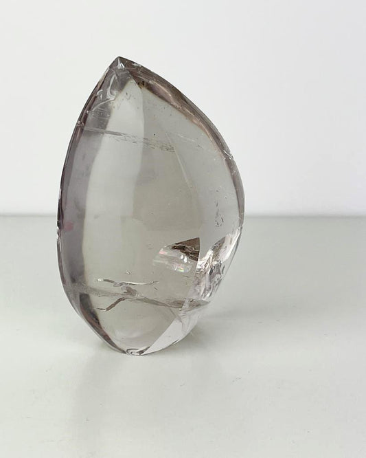 Pedra Cristal de Quartzo Forma Livre Polido 338 gramas aprox.
