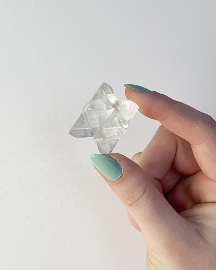 Merkaba Cristal Quartzo Polida 24 a 54 gramas aprox.