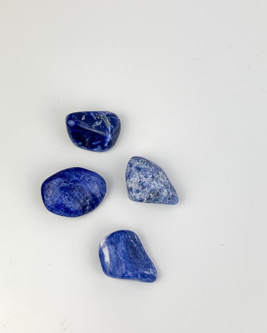 Pedra Sodalita rolada 14 a 20 gramas