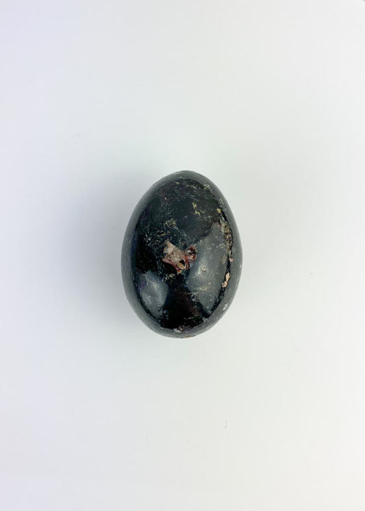 Ovo Turmalina Preta 5,6 cm aprox.
