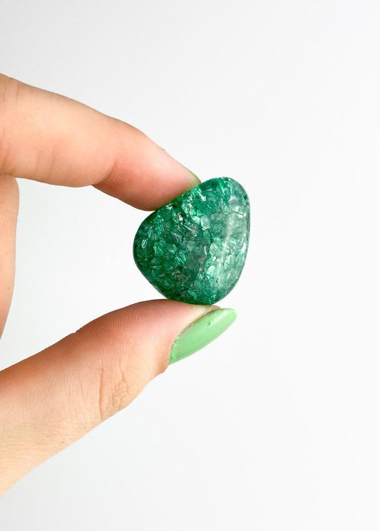 Pedra Quartzo Cristal Tingido Verde Rolado 10 a 16 gramas