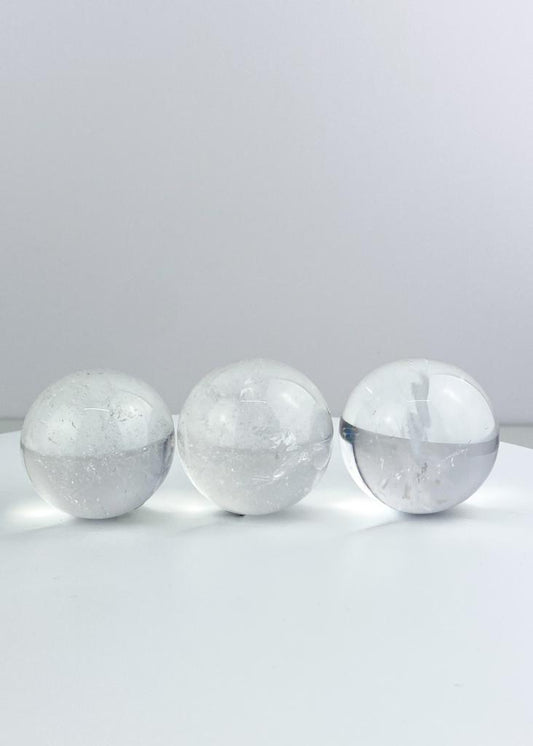 Bola Cristal de Quartzo 4,0 cm diâmetro.