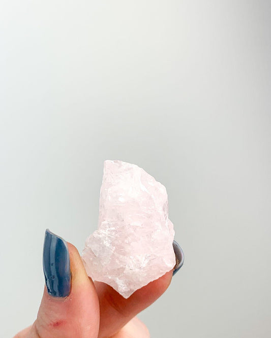 Pedra Quartzo rosa bruto 20 a 25 gramas