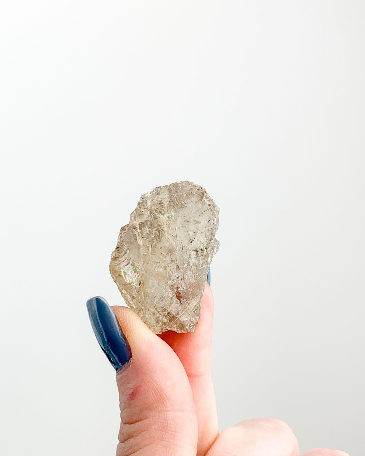 Pedra Quartzo rutilado bruto 14 a 19 gramas