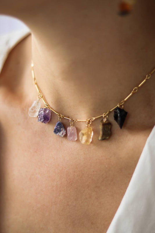 Colar Chakras Traços Banho Ouro