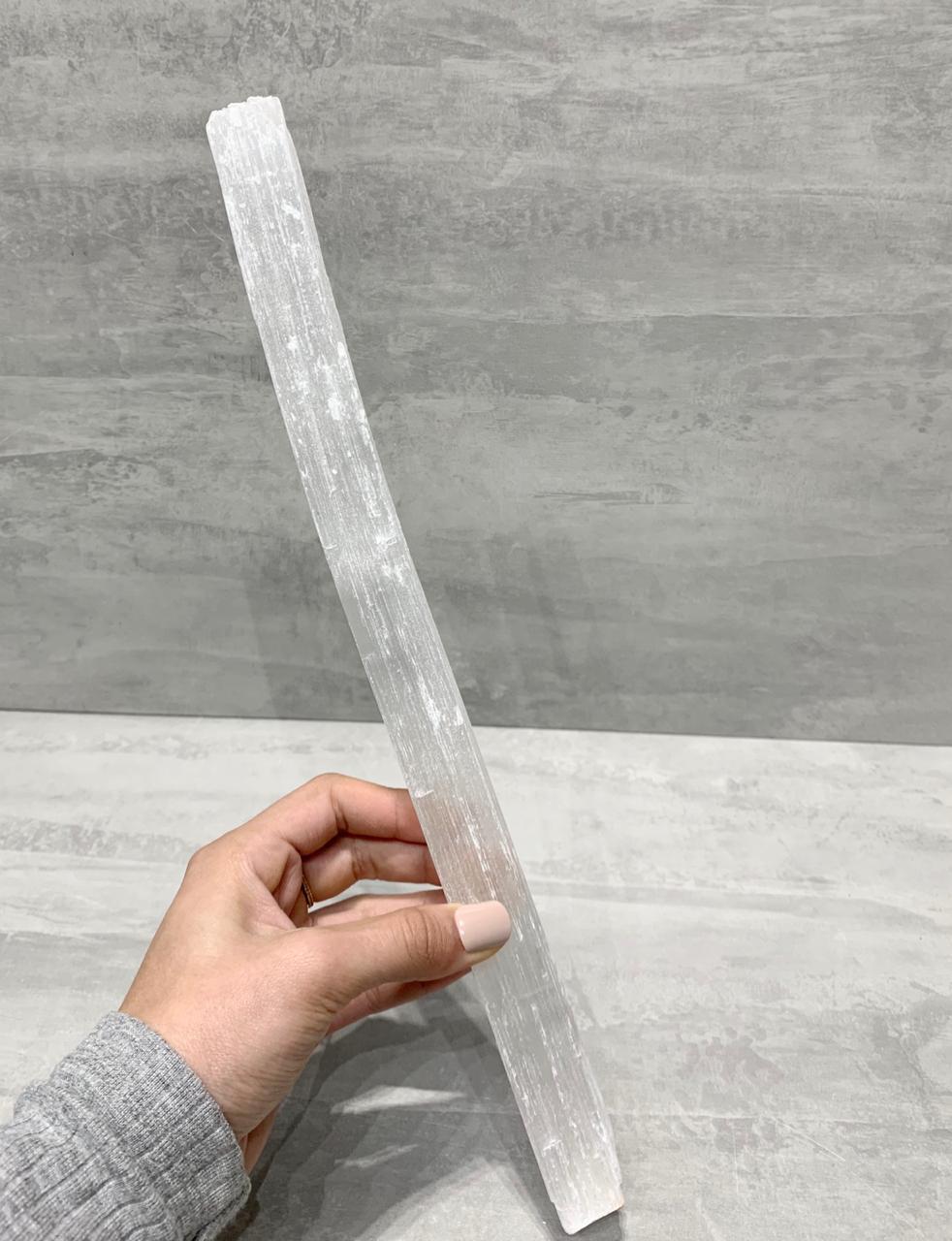 Pedra Bastão Selenita bruta de 25 a 29 centimetros