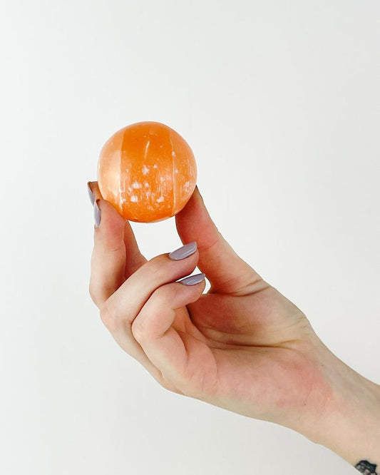Bola Selenita Laranja 5 cm aprox.