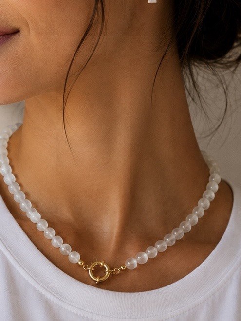 Choker Pedra Natural Selenita Branca Esferas Raiz  Banho Ouro