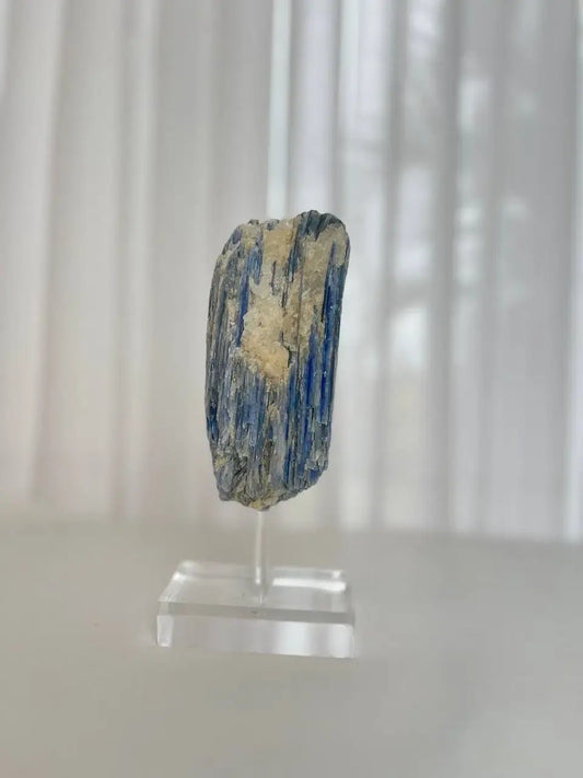 Cianita Azul Base Acrilica Levitare - 400 gramas aproximadamente