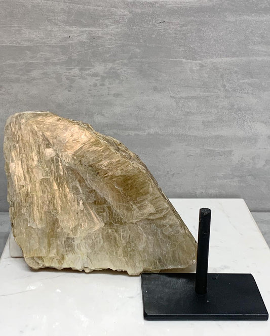 Mica bruta 1,606Kg aprox.