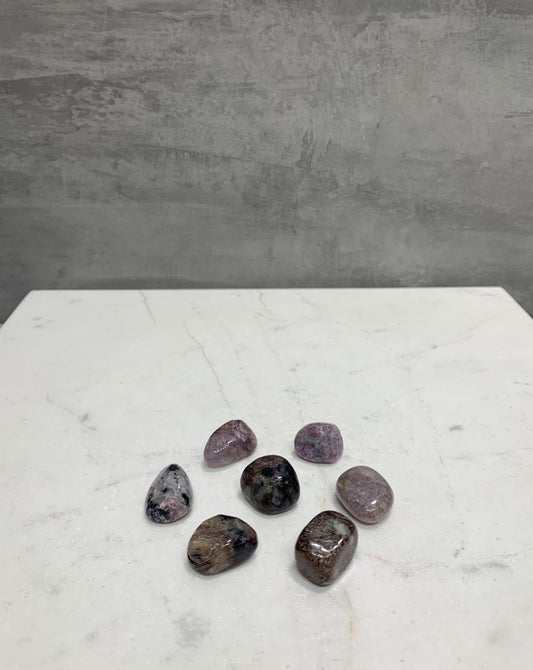 Pedra Charoita Rolada 4 a 5 gramas