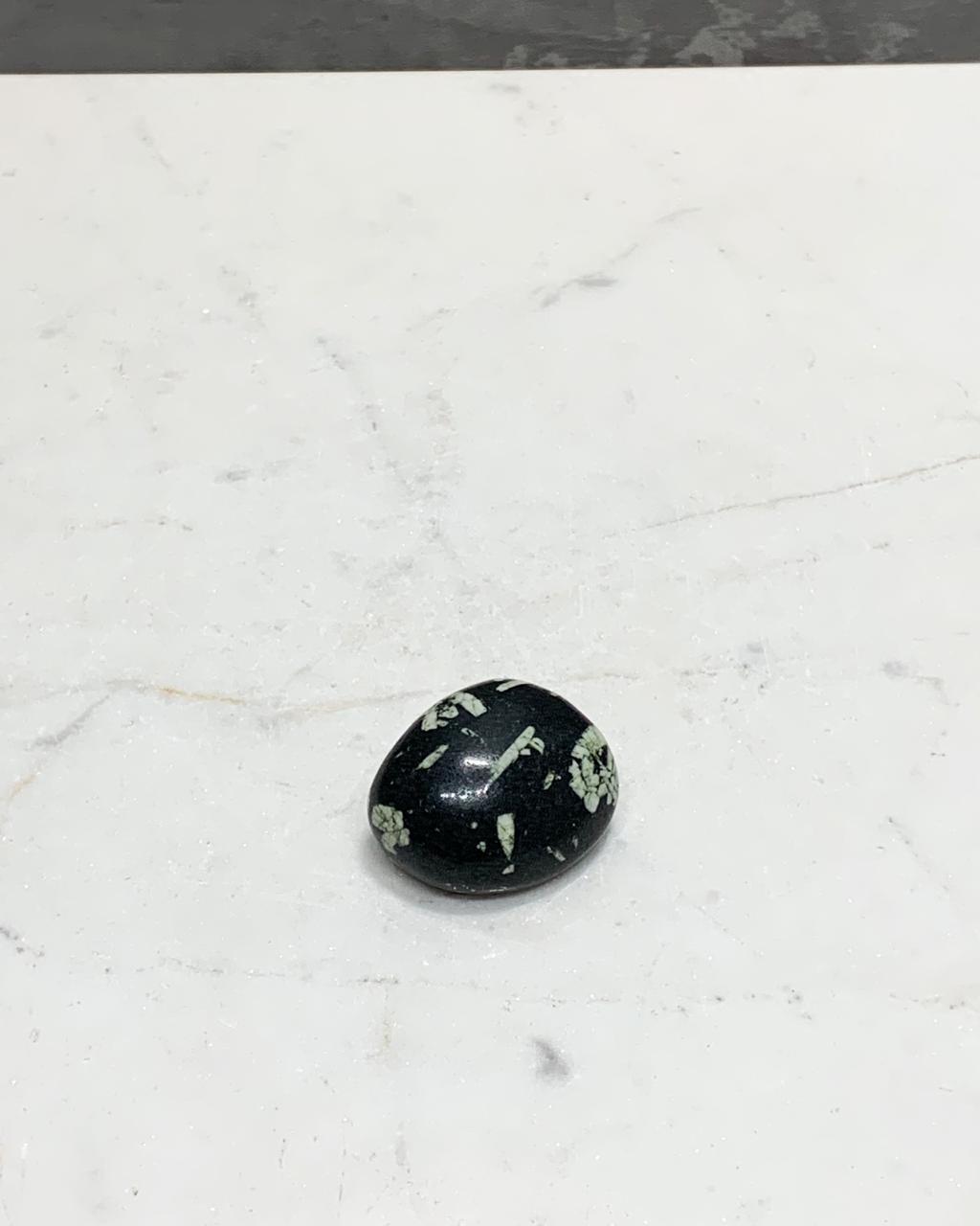 Pedra Letra Chinesa Porfirita Rolada 15 a 19 gramas