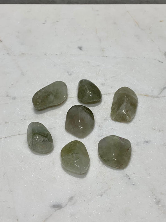 Pedra Prasiolita natural rolada-Ametista verde Amegreen 5 a 7 gramas