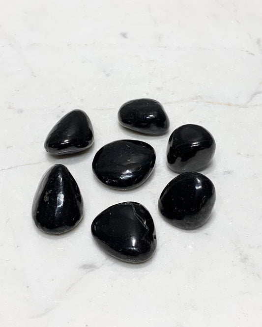 Pedra Sungita rolada 6 a 8 gramas