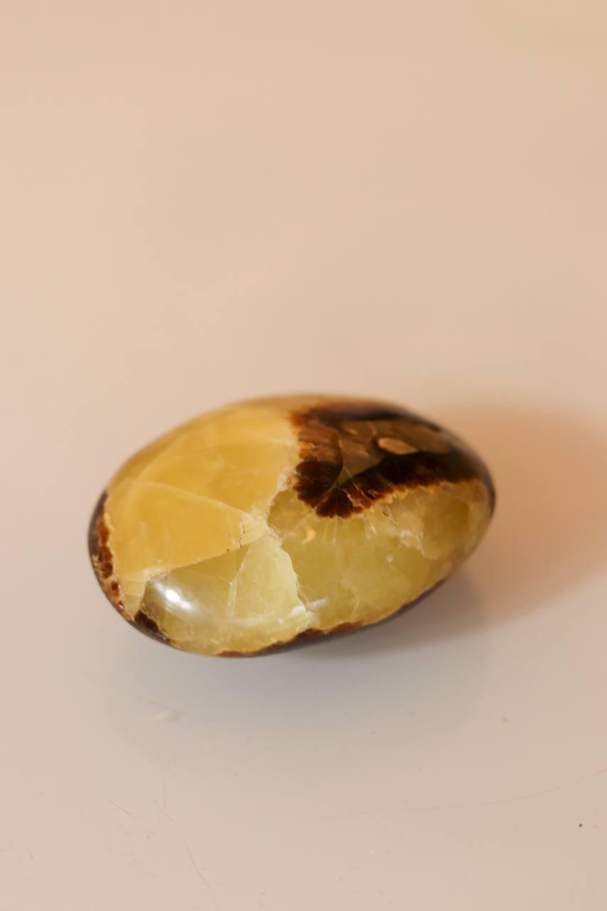 Pedra Septariana Rolada 94 a 106 gramas