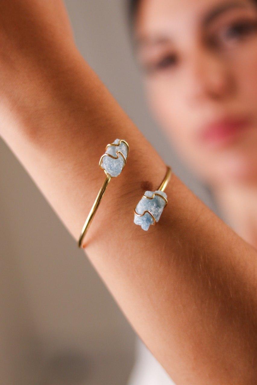 Bracelete Água Marinha Abraço Banho Ouro