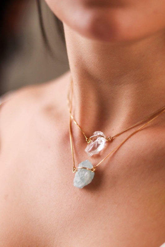 Choker Água Marinha Abraço Banho Ouro