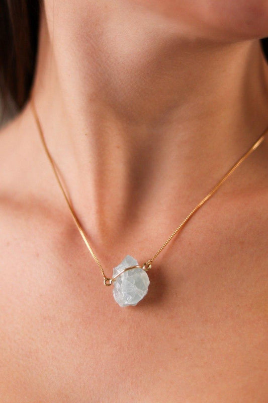 Choker Água Marinha Abraço Banho Ouro