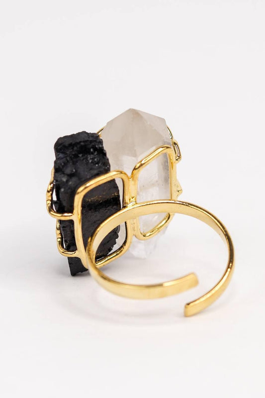 Anel Cristal de Quartzo com Turmalina negra ajustavel banho ouro