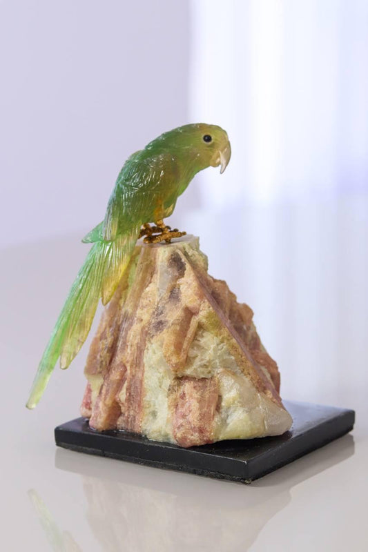 Arara de Fluorita com Base de Turmalina Rubilita