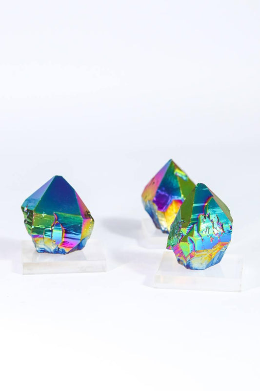 Ponta Quartzo Titânio Rainbow Bruta na Base Acrilica