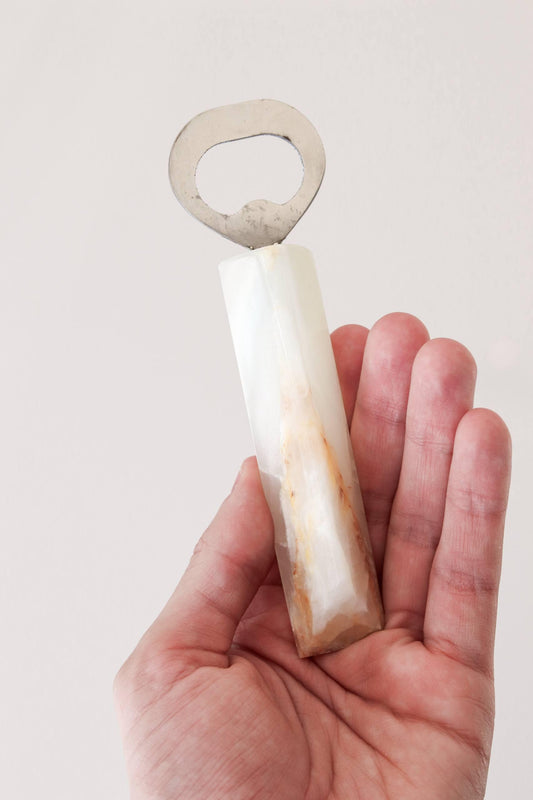 Abridor de Garrafa Ônix Branco