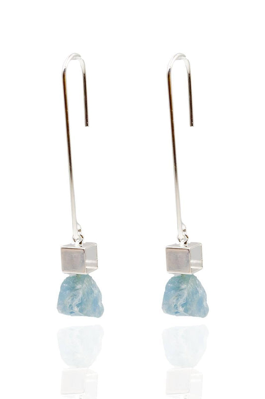 Brinco Longo Pedra Natural Água Marinha Cubo Banho Prata