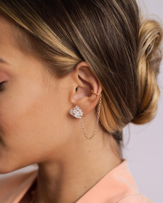 Brinco Piercing Fake Quartzo Cristal Banho Ouro