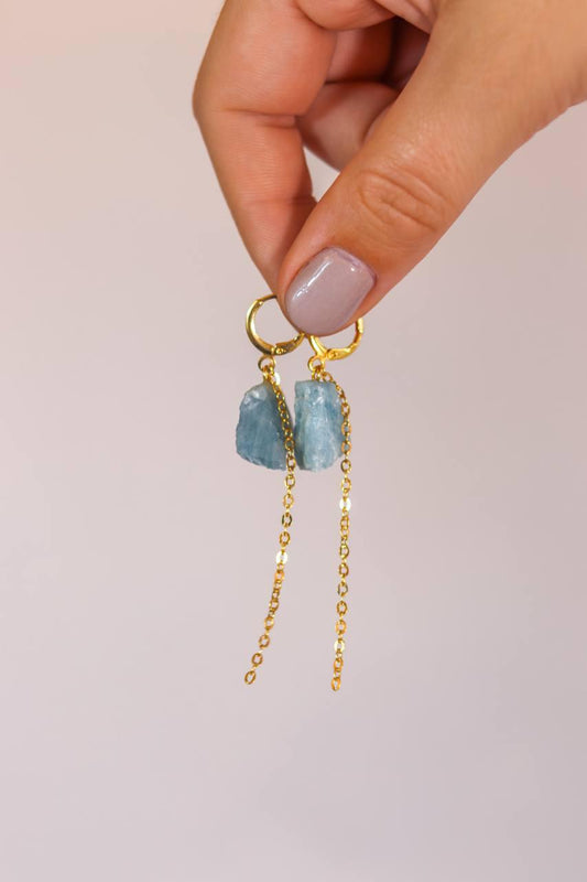 Brinco Argola Pedra Natural Água Marinha com Corrente Diamantada Banho Ouro