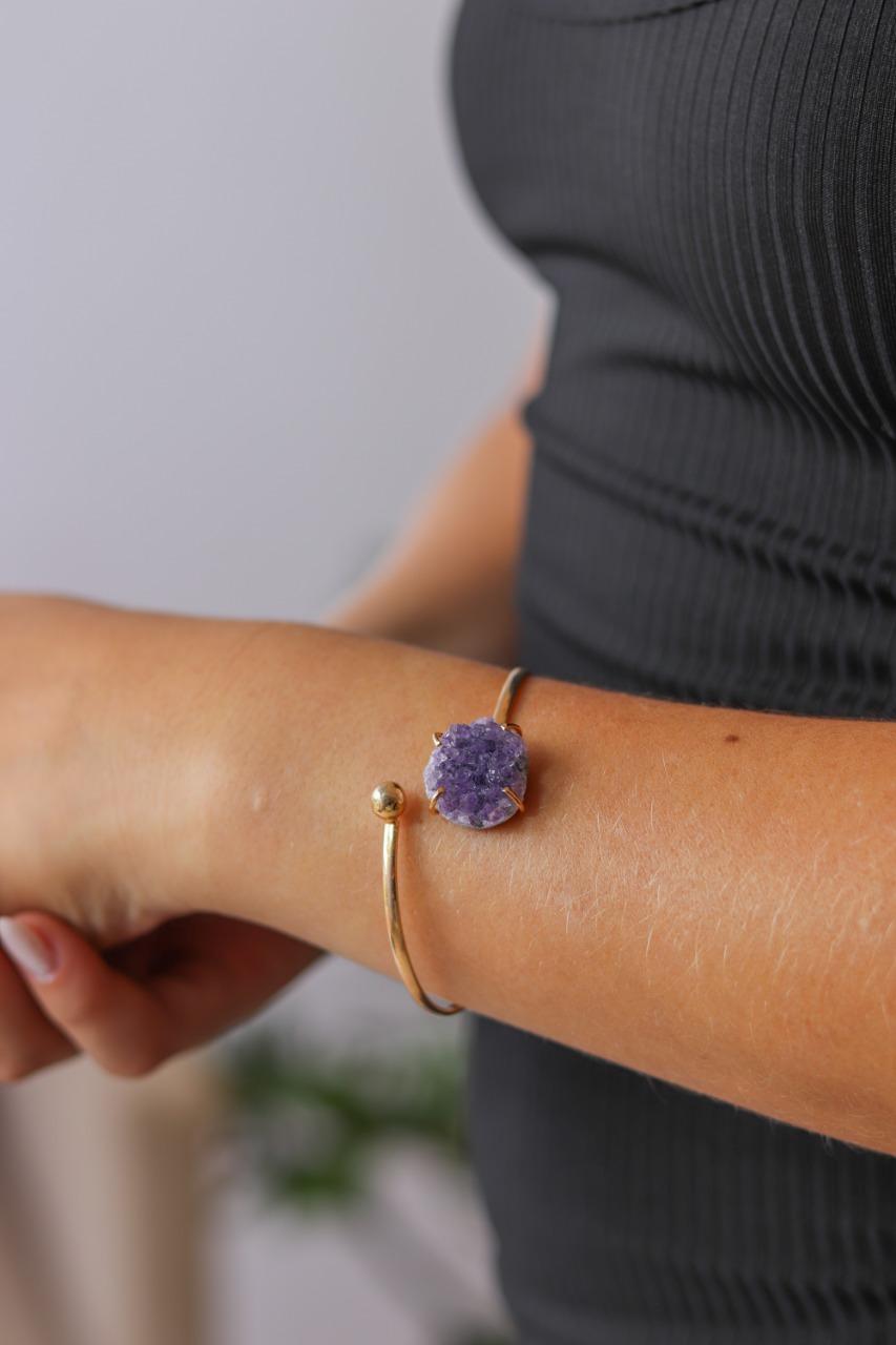 Bracelete Drusa de Ametista Solitário banhado a Ouro
