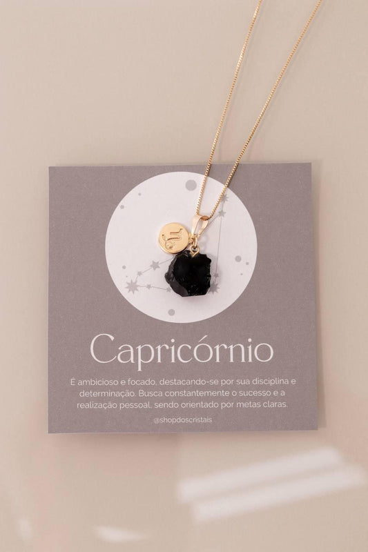 Colar Signo Capricôrnio - Pedra Obsidiana Preta Bruta banhado Ouro