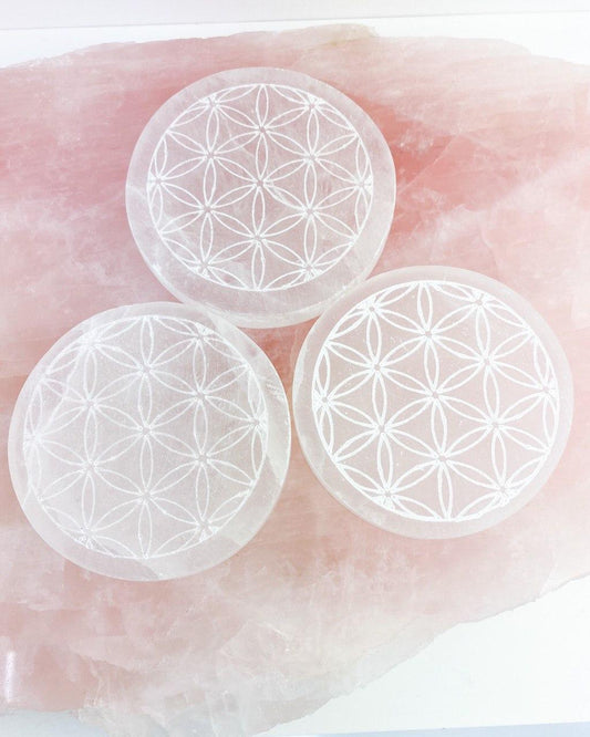 Selenita Chapa Energizadora Mandala Flor da Vida Pequena