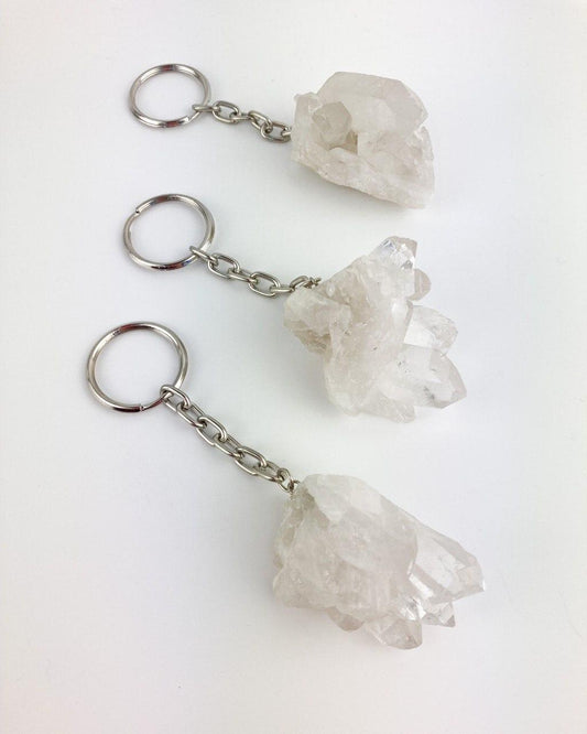 Chaveiro Drusa de Cristal bruto prateado