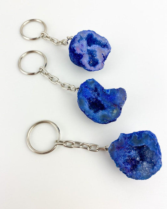 Chaveiro Geodo Ágata azul tingido prateado