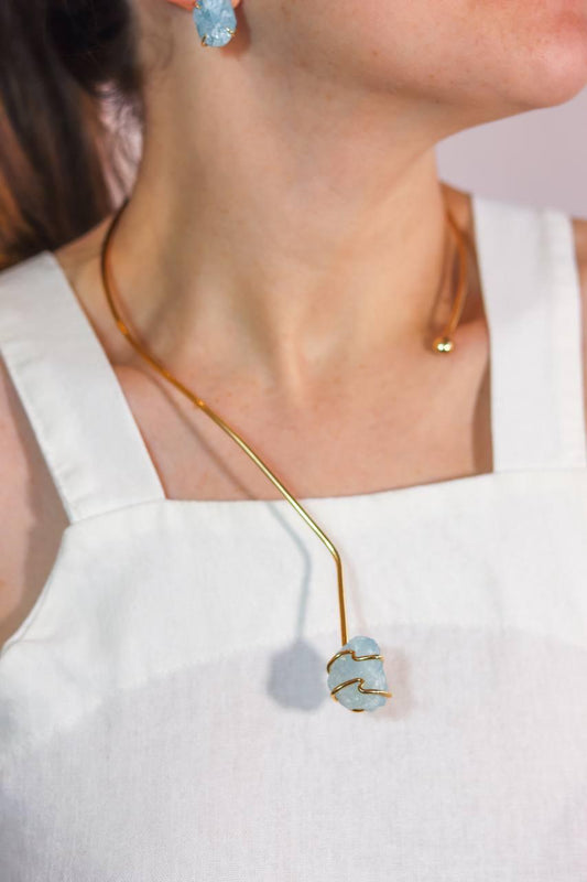 Choker Pedra Natural Água Marinha Essência Banho Ouro