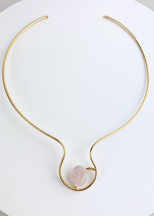 Choker Pedra Natural Quartzo Rosa banhada Ouro 18k